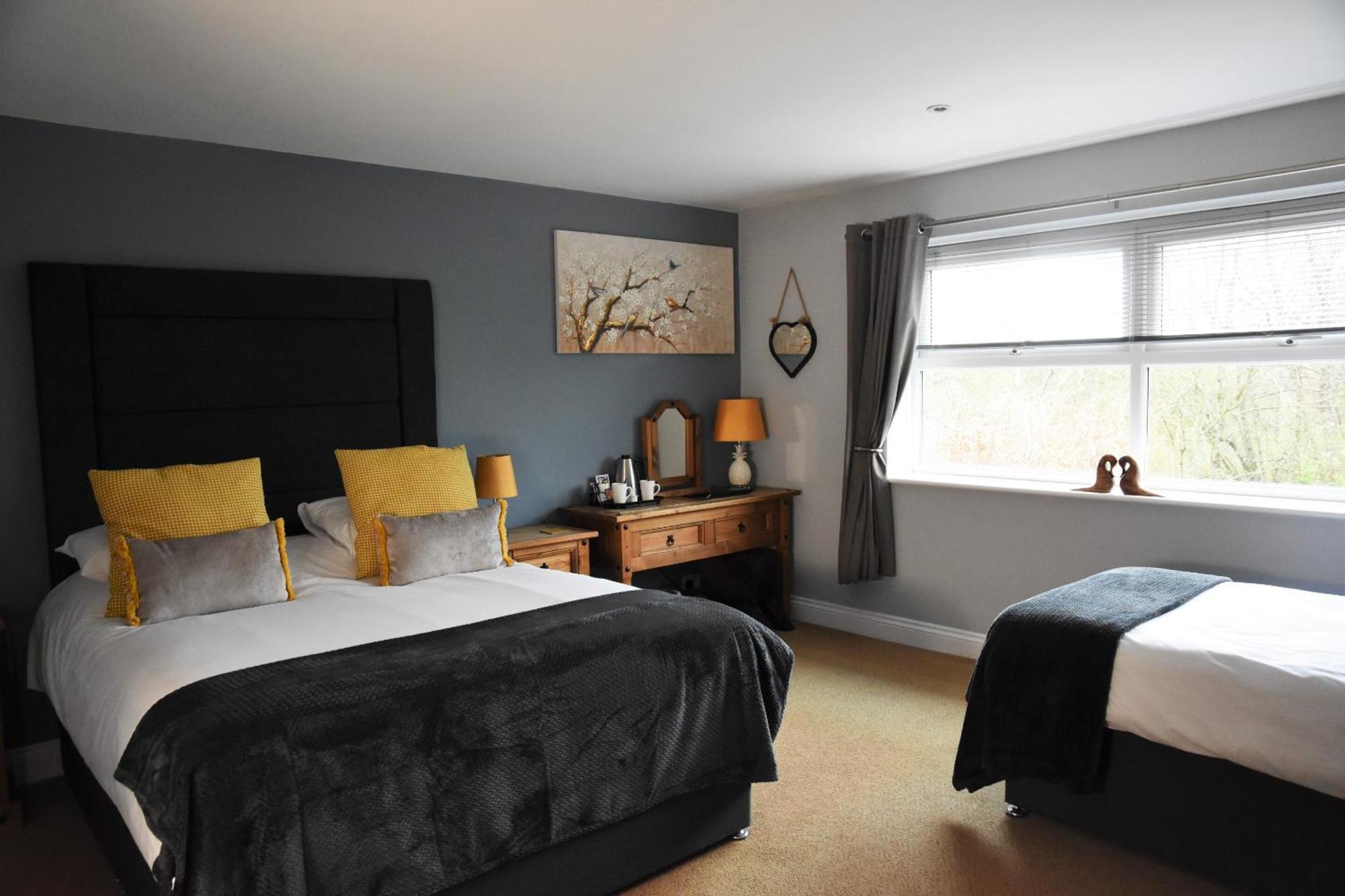 The Labouring Man Hotel Coldwaltham Room photo