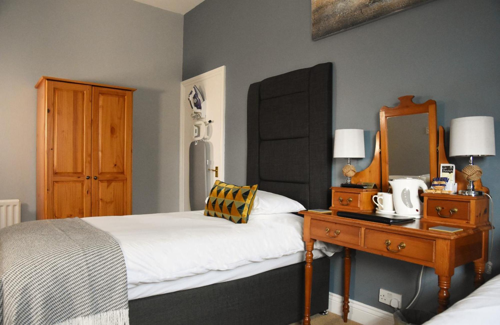 The Labouring Man Hotel Coldwaltham Room photo